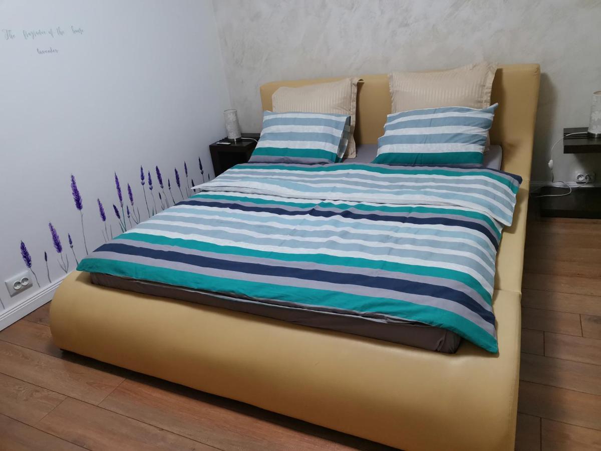 Arka Apartment Крайова Экстерьер фото