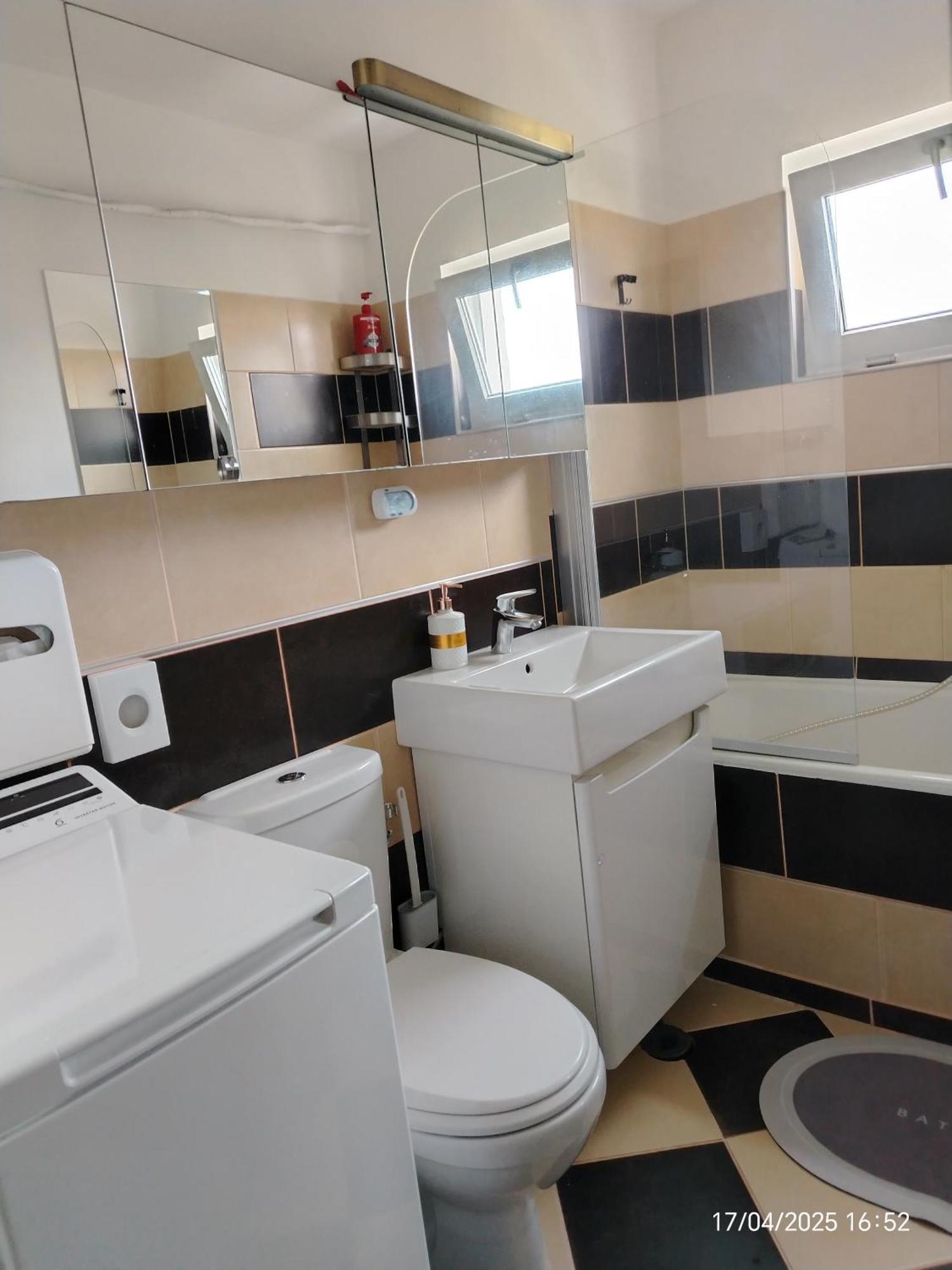Arka Apartment Крайова Экстерьер фото