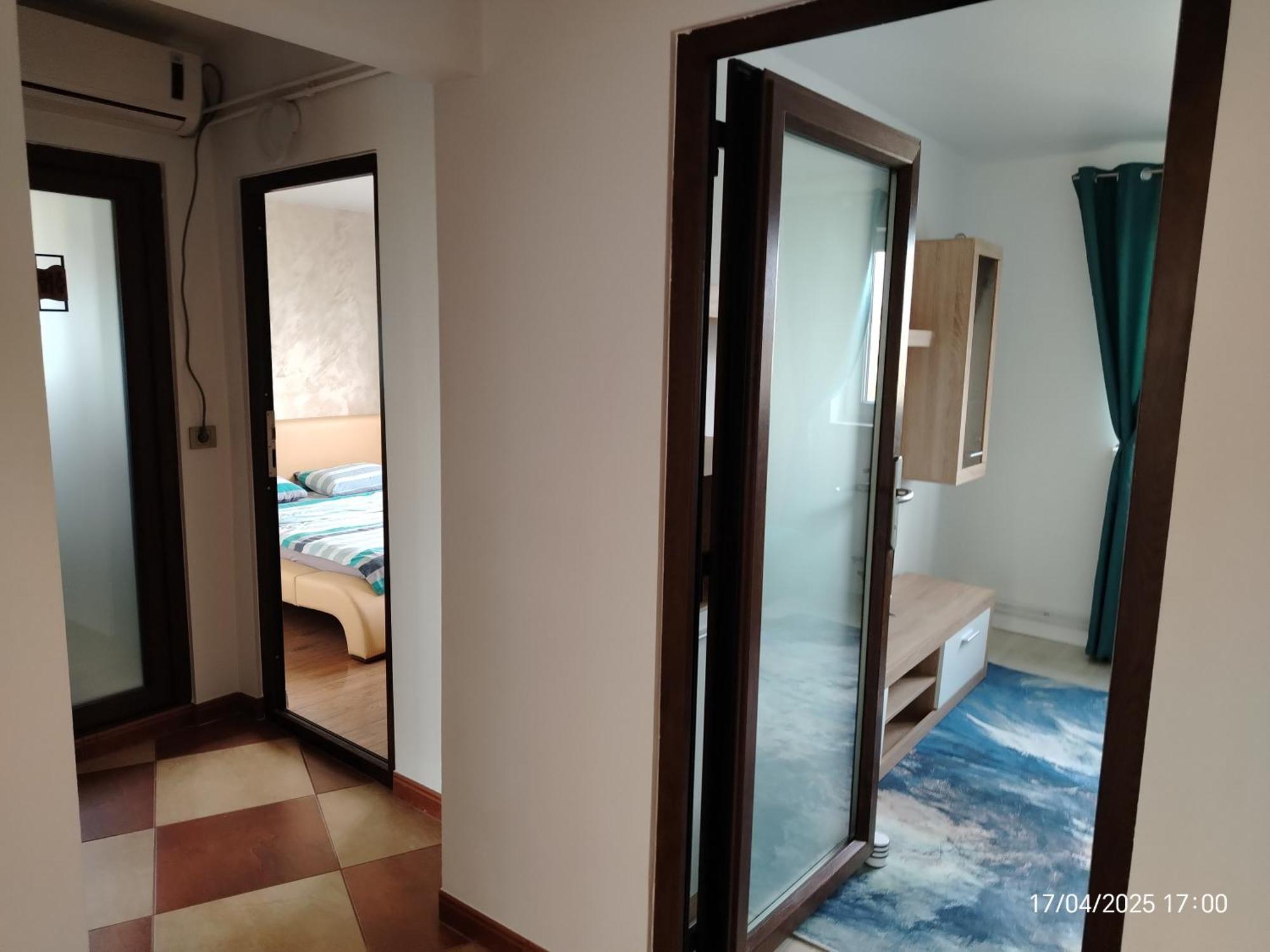 Arka Apartment Крайова Экстерьер фото